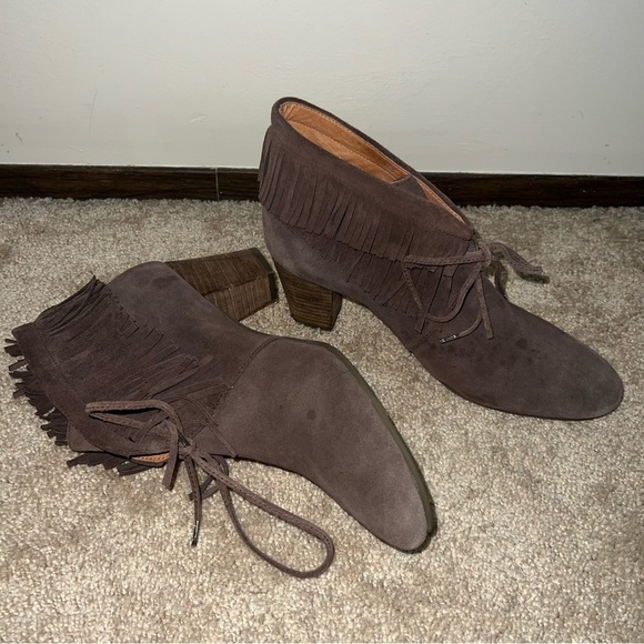 Gentle Souls by Kenneth Cole Women’s Bettie Leather Ankle Boots Size 11M - Picture 8 of 13